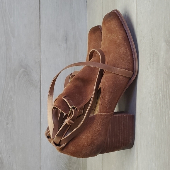 Corso Como Womens Ankle Suede Western Heels boots shoes sz 9M - Picture 1 of 13